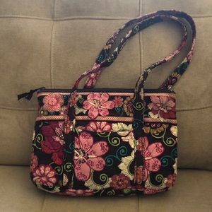 Vera Bradley retired small tote in Mod Floral Pink